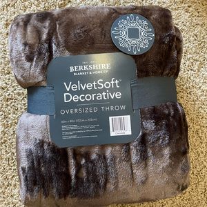 Berkshire Chocolate brown velvet throw